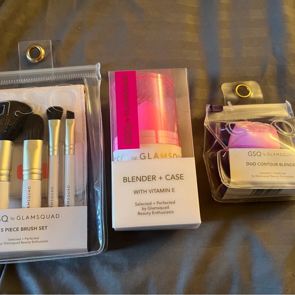 3 Brand New GSQ by Glamsquad Makeup brush Set.